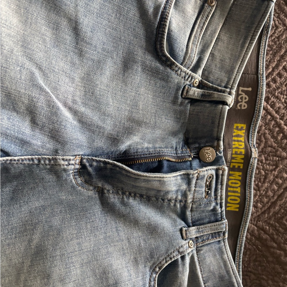 Lee Men's Light Blue Relaxed Jeans